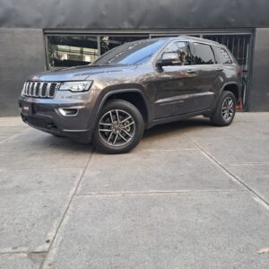 Jeep Grand Cherokee Laredo 4x4
