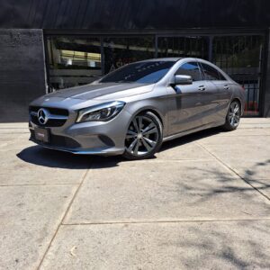 Mercedes-Benz CLA 200 Coupé 