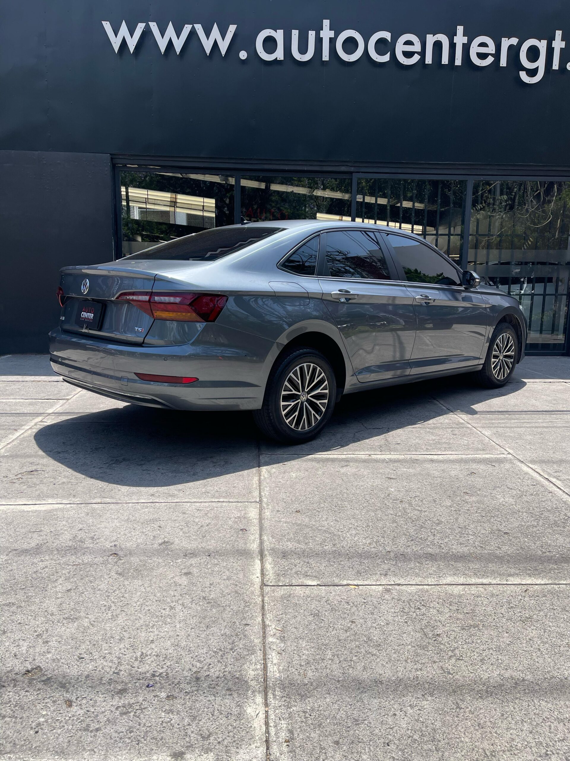 Volkswagen Jetta TSI - Imagen 3